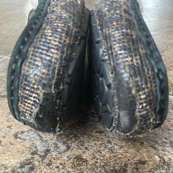 UGG Ansley Cheetah Leopard Glitter Slippers- SIZE MEASURED, Women’s 7? - Picture 9 of 11